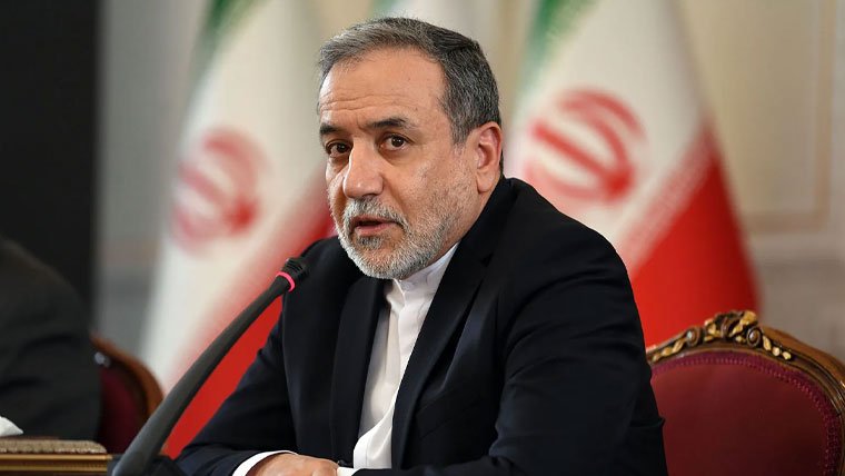 Trump’s ‘Economic D-Day’ Diverts From US Debt: Araghchi
