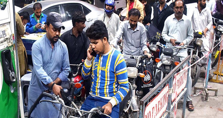 Petrol and Diesel Prices Unchanged: OGRA Announces Latest Rates