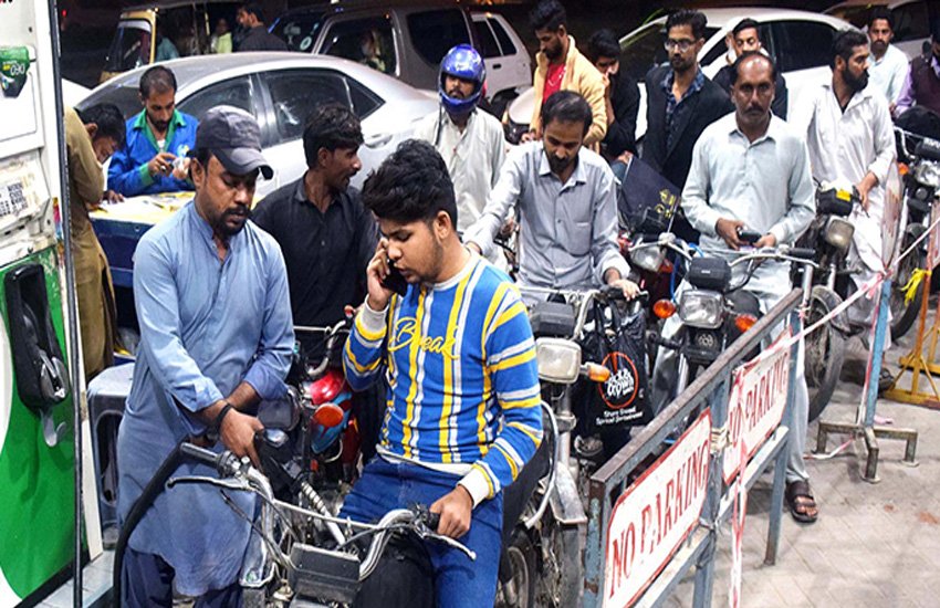 Petrol and Diesel Prices Unchanged: OGRA Announces Latest Rates