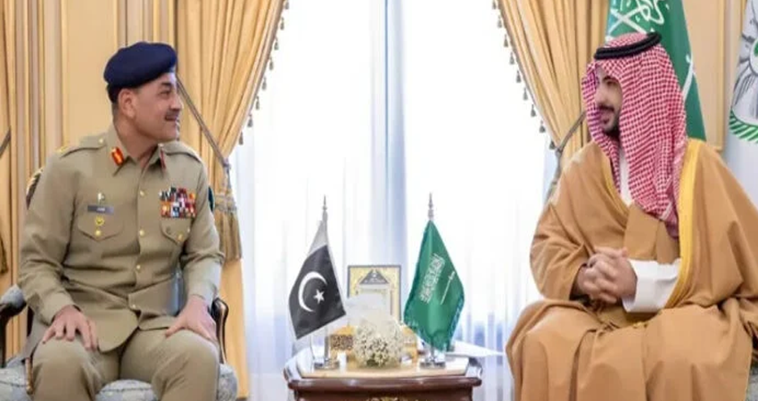 Saudi Defense Minister Prince Khalid bin Salman and Field Marshal Asim Munir Meet in Riyadh