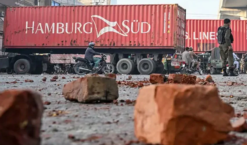 Trenches to Be Dug on Highways Leading from Khyber Pakhtunkhwa to Islamabad to Block Protest Convoys