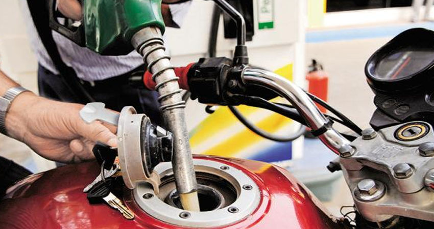 Government Considers Rs2,000 Monthly Relief Subsidy for Motorcyclists Amid Rising Petrol Prices