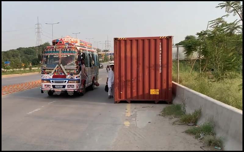 Sealing of Islamabad’s Red Zone Underway