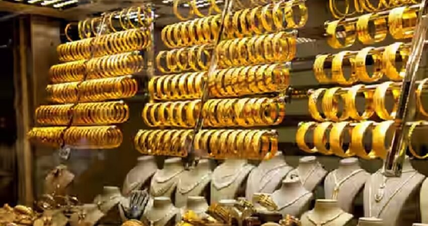 Gold Prices Decline Further in Local and International Markets