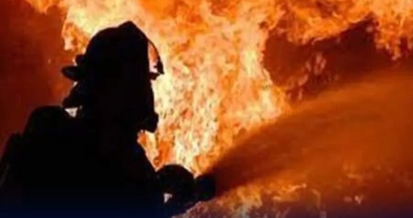 Third-Degree Fire Erupts at Used-Clothes Factory in Karachi