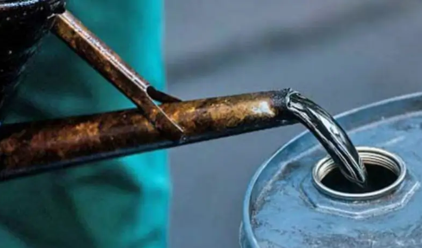 Crude Oil Prices Fall on Saudi Arabia’s Extra Oil Supply Offer