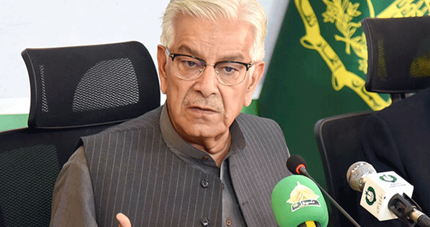 Pakistani Students Supporting Afghan Students Is an Insult to Our Martyrs’ Blood, Declares Defense Minister Khawaja Asif