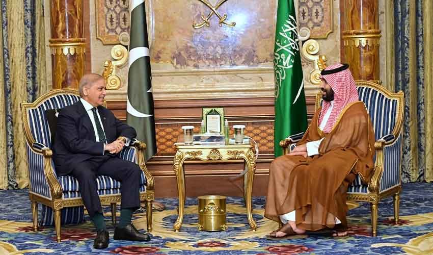 Pakistan Stands Shoulder to Shoulder with Saudi Arabia to Protect Sovereignty and Holy Sites: Prime Minister Shehbaz Sharif