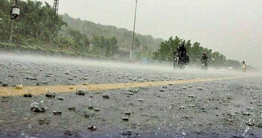 More Rains and Urban Flooding Risks Forecast Across Parts of Pakistan, Landslides in Northern Areas