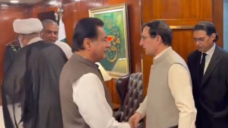 Government and PTI Demands Surface in Second Round of Talks