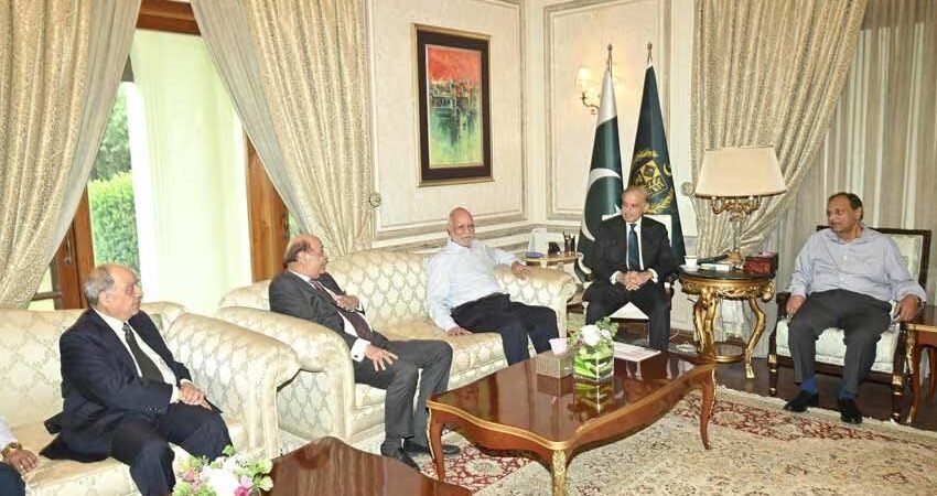 Prime Minister Shehbaz Sharif Meets Lahore Chamber of Commerce Founders Group Delegation