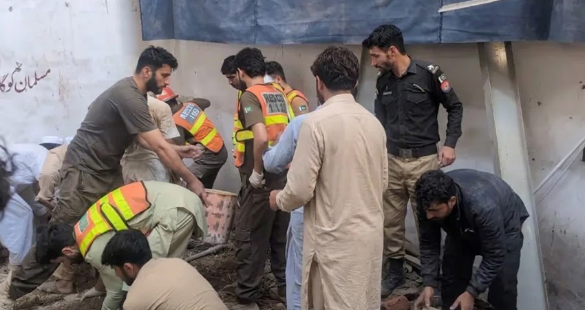 Tragic School Roof Collapse in Peshawar’s Dir Colony Claims Lives of 28 Children and a Teacher; Rescue Operations Underway