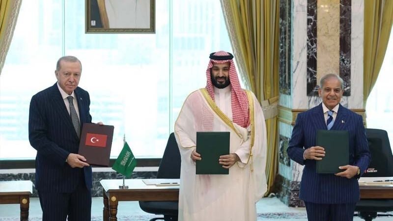 Turkey Decides to Seek Parliamentary Approval for Deploying Troops in Saudi Arabia Under Joint Defense Agreement