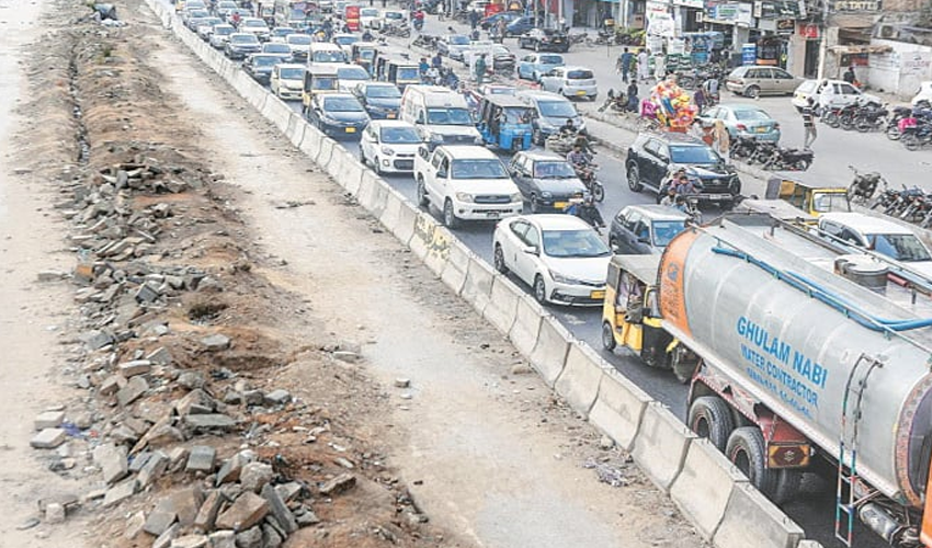 Karachi Ranks Among World’s Least Liveable Cities in EIU 2026 Report