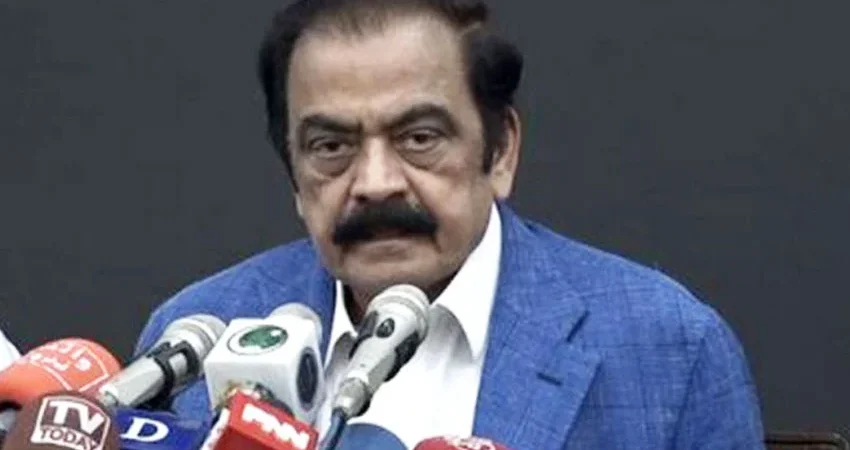 No Entry for Long March in Islamabad; Anarchy Will Be Met With Force, Warns Rana Sanaullah as Talks Stall